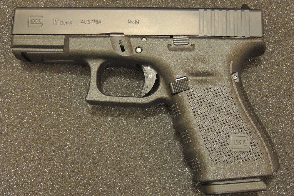 Glock 19 Gen 4——撐起八個口徑家族中最大那一族的 9mm 緊湊型